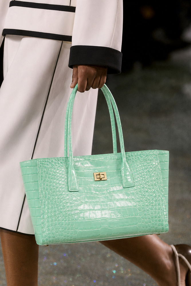 Bolsa Tote SHELKSBAG com Relev - Leather Work Handbags avaliação e preço